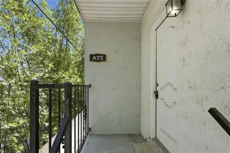 3801 N Oak Drive Tampa FL 33611