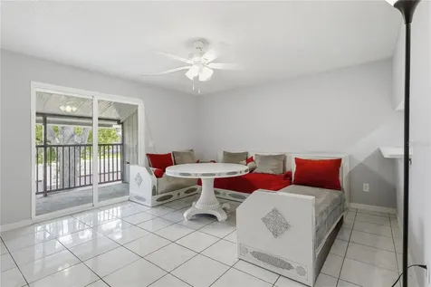 3801 N Oak Drive Tampa FL 33611