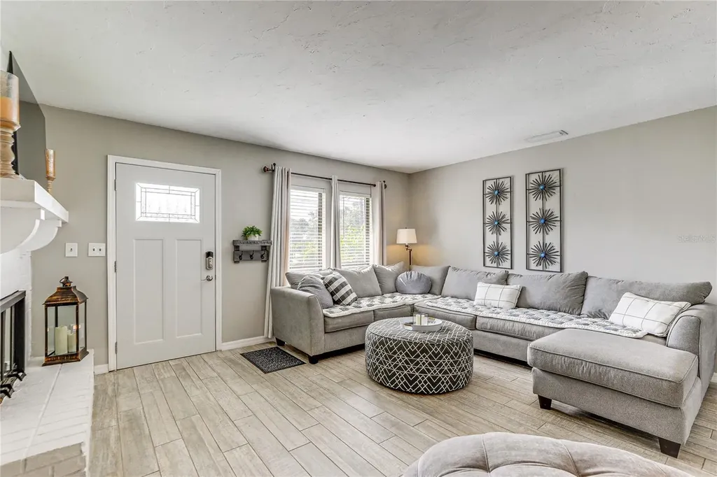 2110 Heasley Road Englewood FL 34223