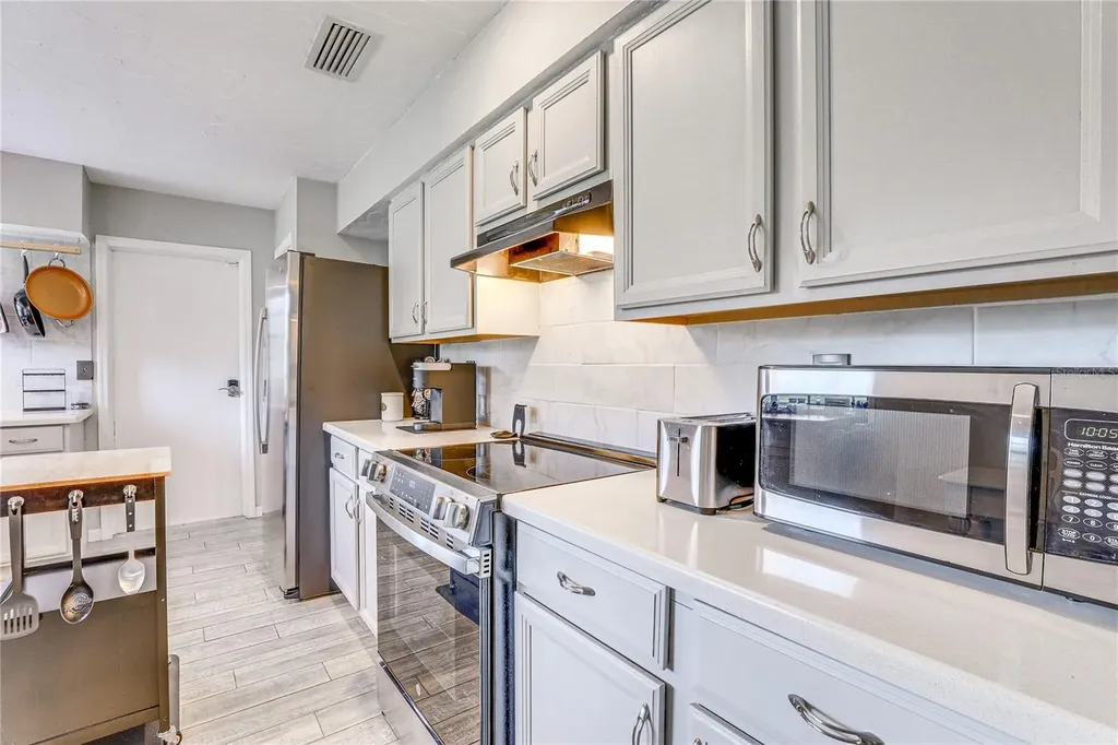 2110 Heasley Road Englewood FL 34223