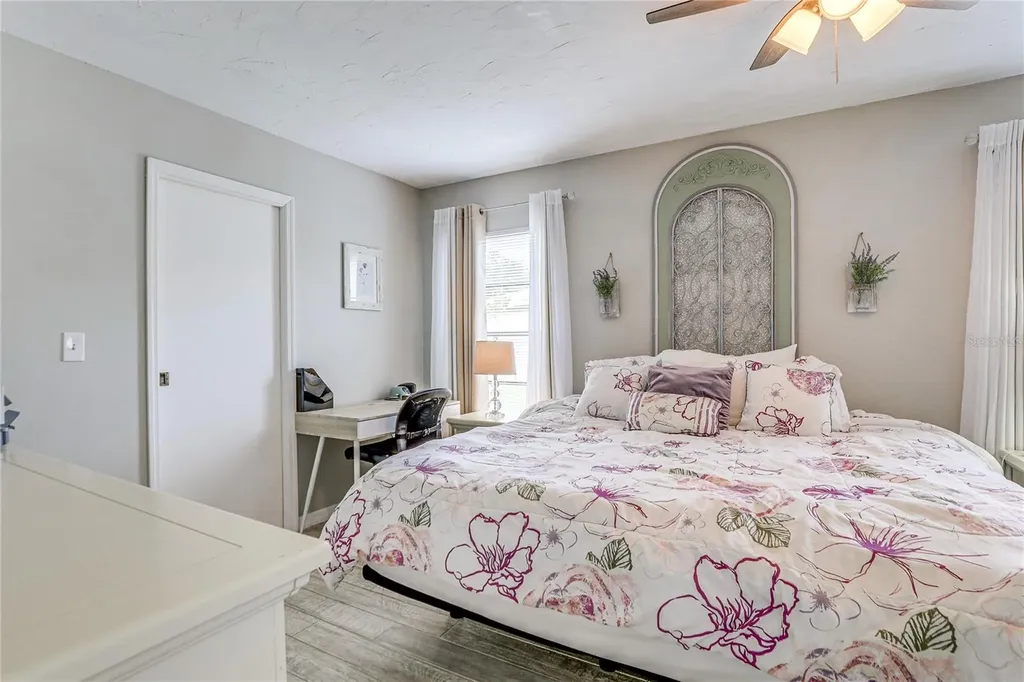 2110 Heasley Road Englewood FL 34223