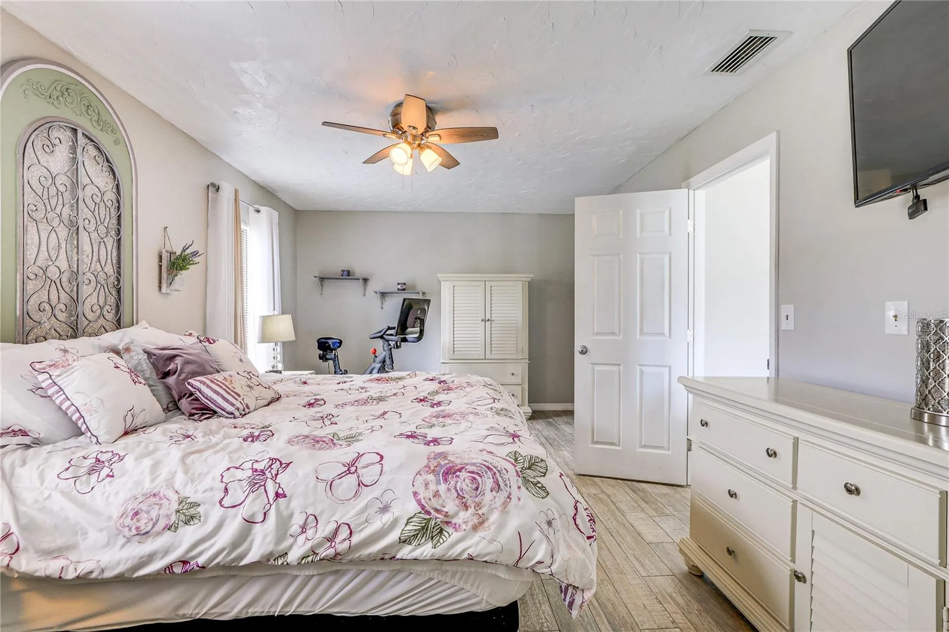 2110 Heasley Road Englewood FL 34223
