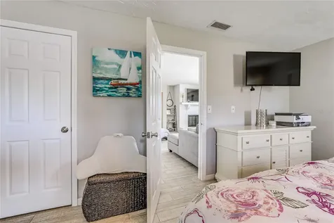 2110 Heasley Road Englewood FL 34223
