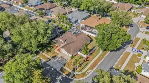 1821 Palm Ridge Place Valrico FL 33594