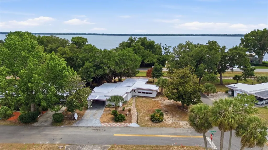 14742 Mandarin Street Tavares FL 32778