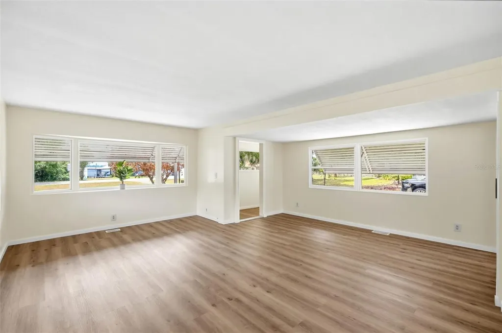 14742 Mandarin Street Tavares FL 32778