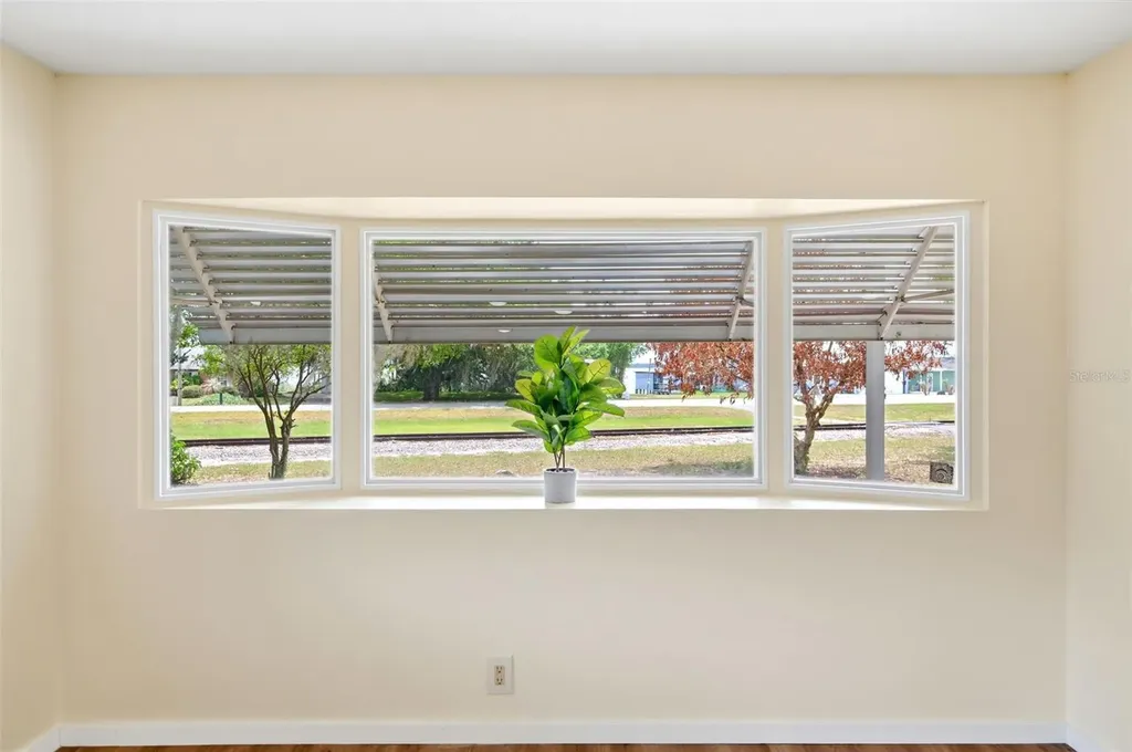 14742 Mandarin Street Tavares FL 32778