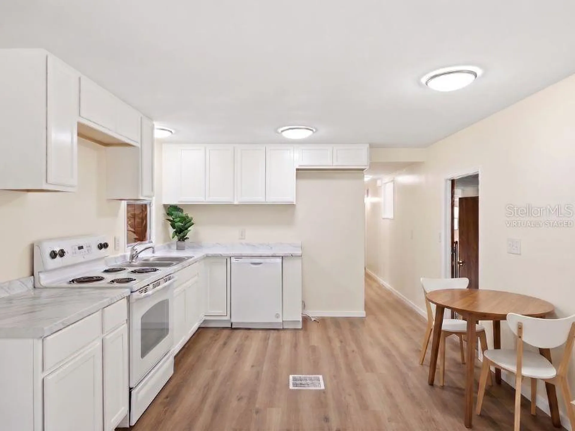 14742 Mandarin Street Tavares FL 32778