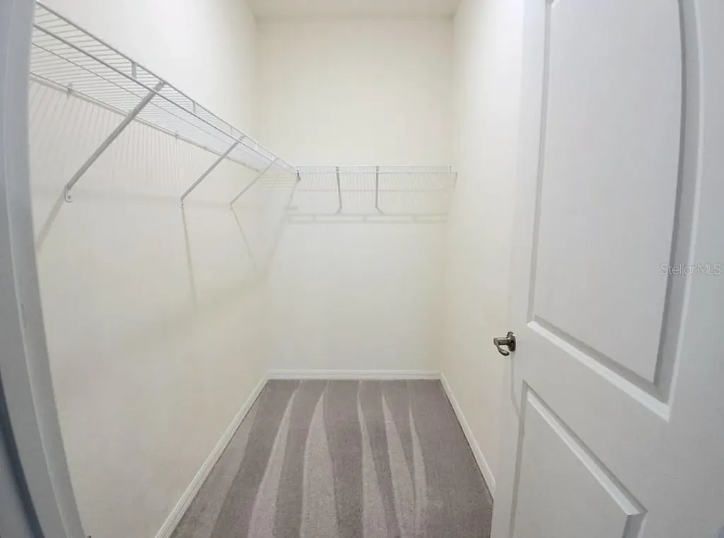 8072 Penrose Place Wildwood FL 34785