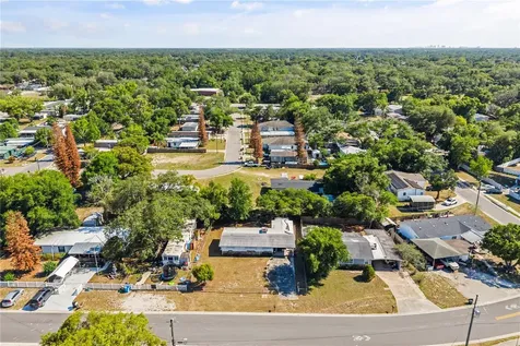 1520 Park Drive Casselberry FL 32707