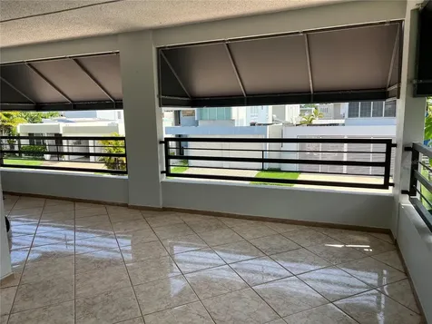 Sb 30 La Mansion Catano PR 00962