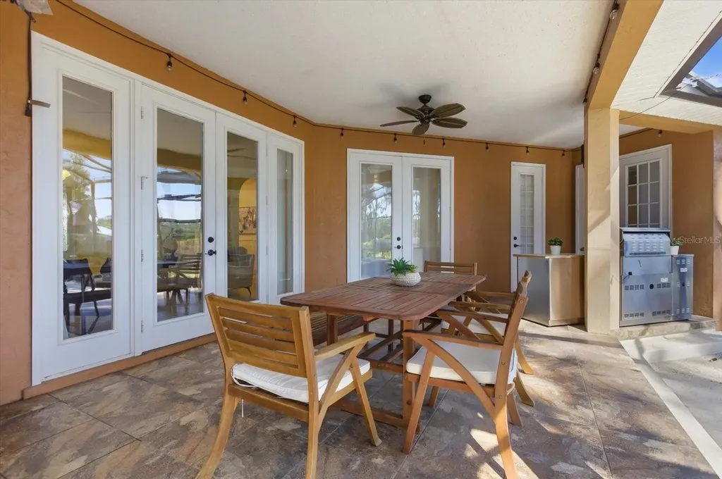 1064 Ceasars Court Mount Dora FL 32757