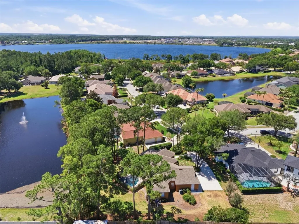 1064 Ceasars Court Mount Dora FL 32757