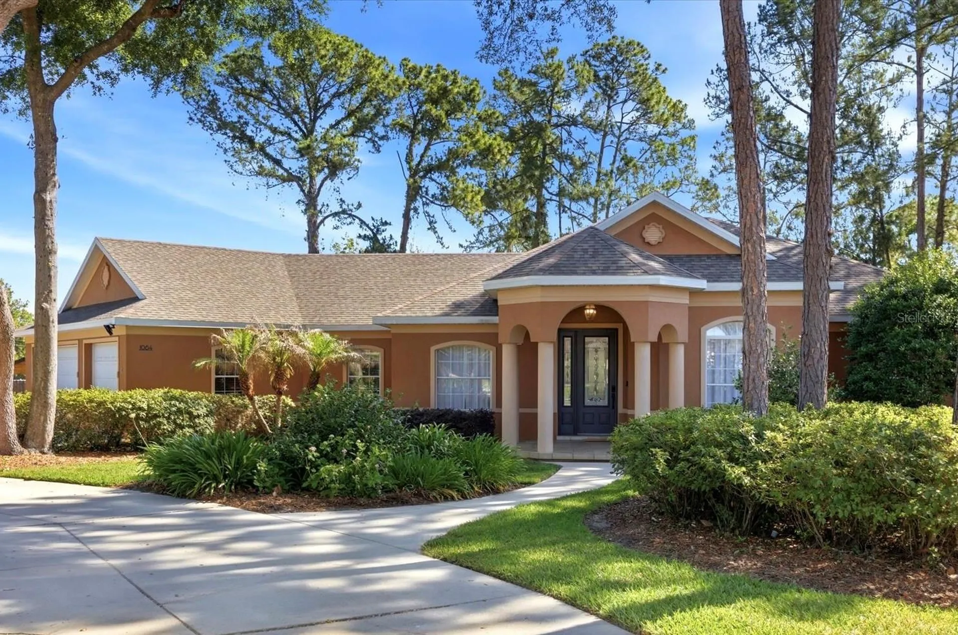 1064 Ceasars Court Mount Dora FL 32757