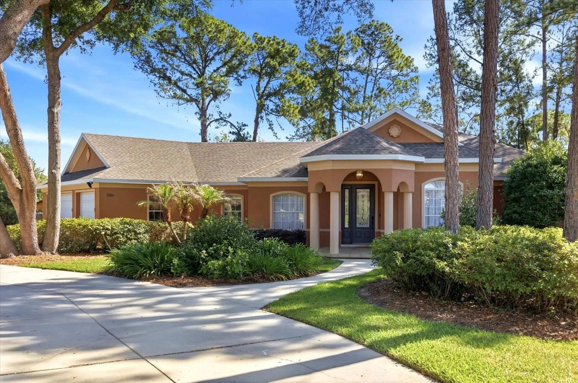 1064 Ceasars Court Mount Dora FL 32757