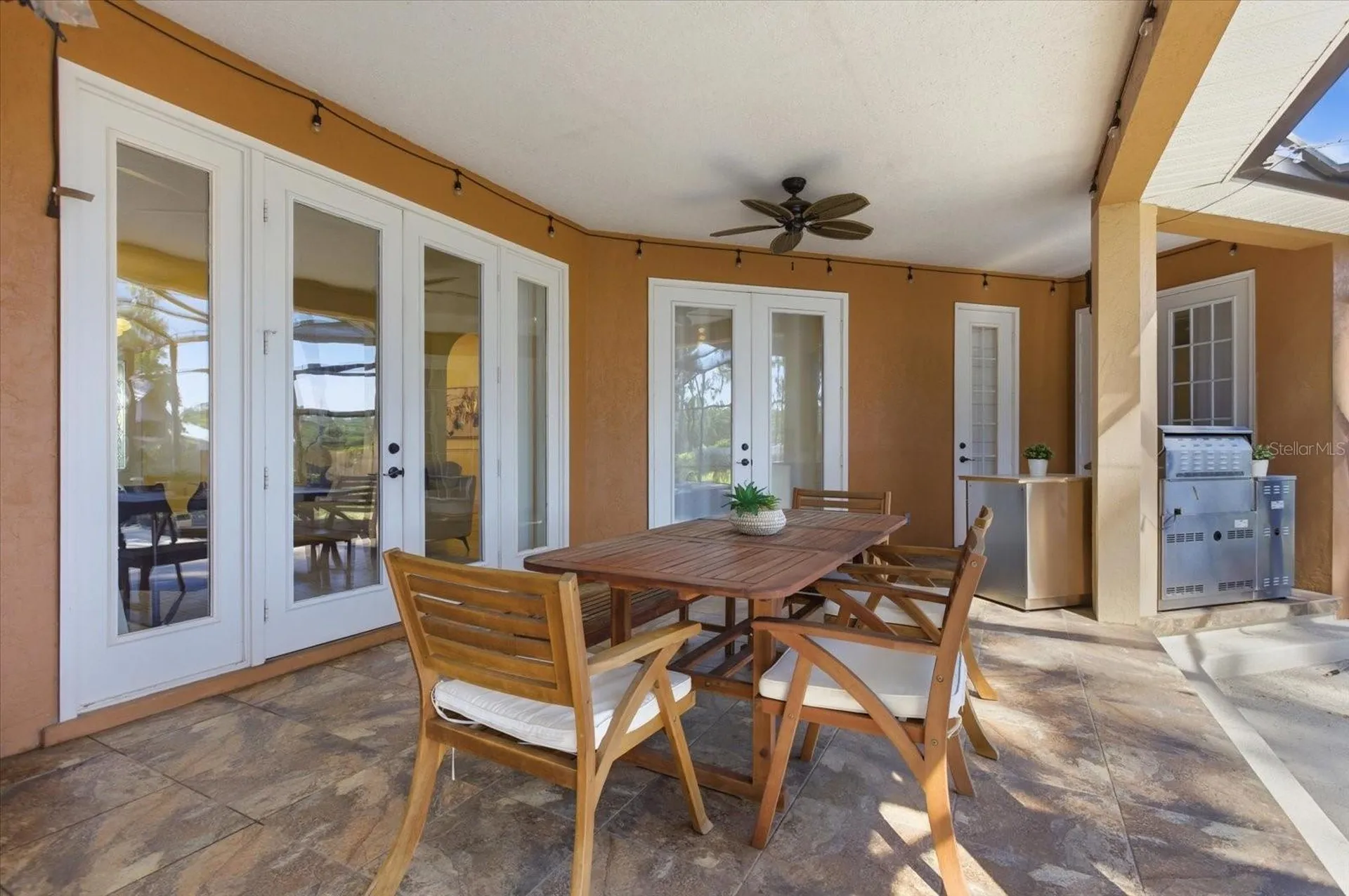 1064 Ceasars Court Mount Dora FL 32757