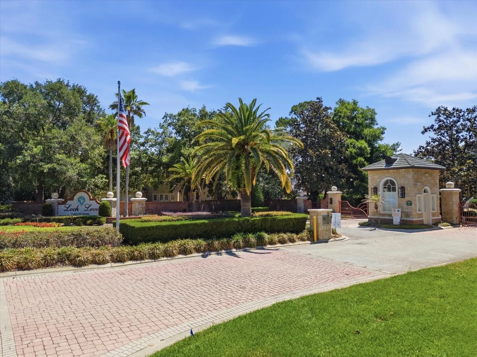 1064 Ceasars Court Mount Dora FL 32757