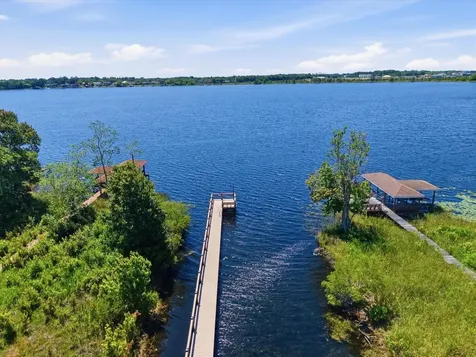 1064 Ceasars Court Mount Dora FL 32757