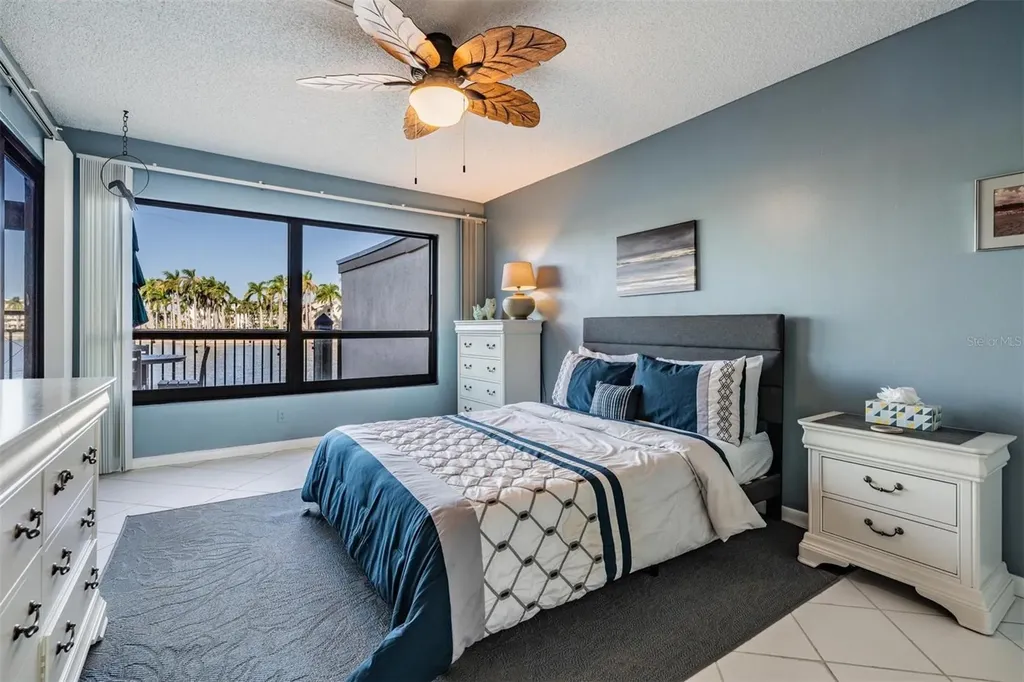 6294 Bahia Del Mar Circle St Petersburg FL 33715
