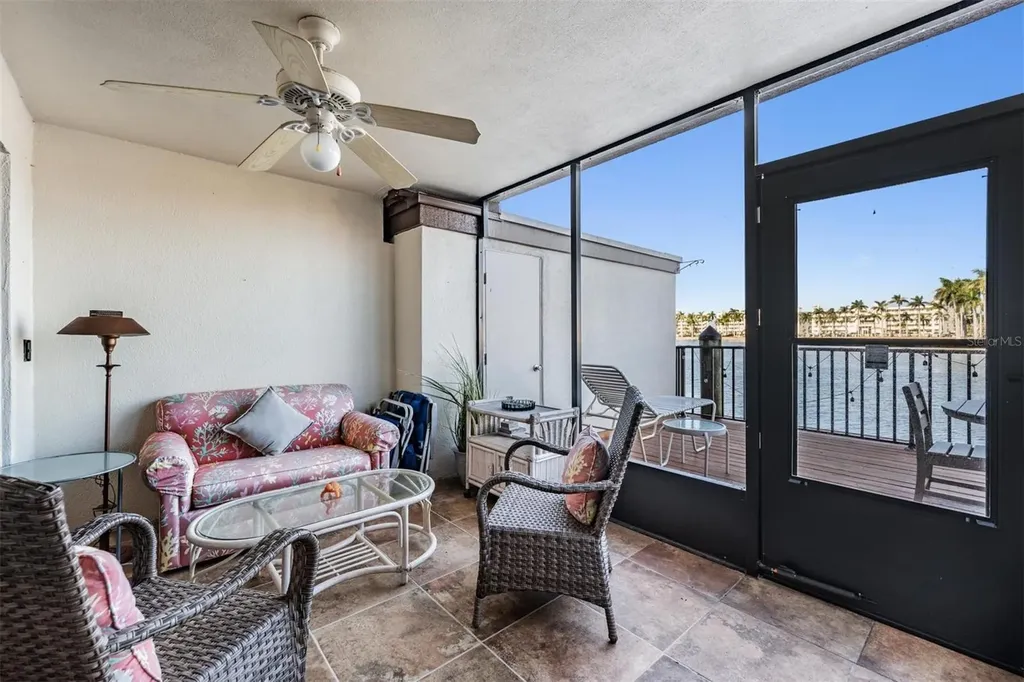 6294 Bahia Del Mar Circle St Petersburg FL 33715
