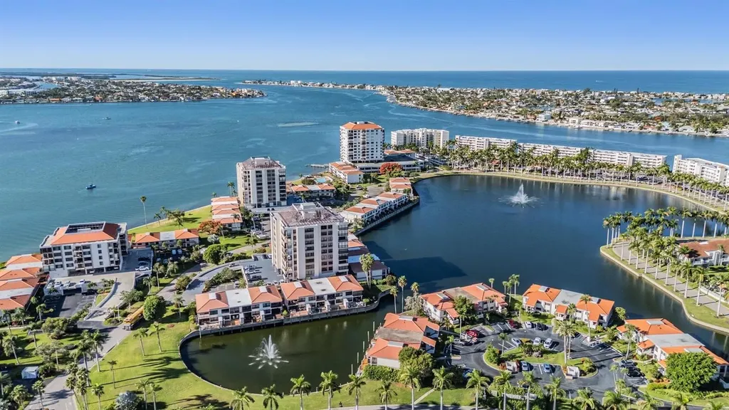 6294 Bahia Del Mar Circle St Petersburg FL 33715