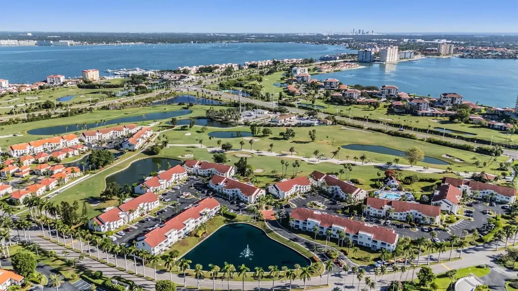 6294 Bahia Del Mar Circle St Petersburg FL 33715