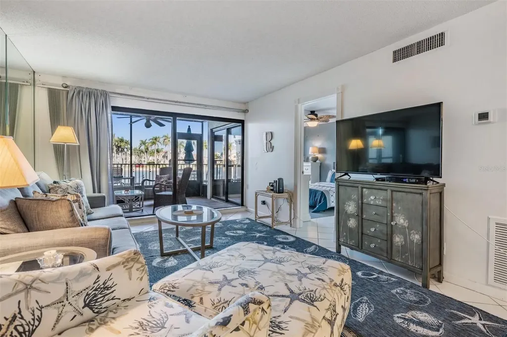 6294 Bahia Del Mar Circle St Petersburg FL 33715