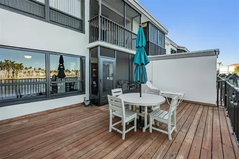 6294 Bahia Del Mar Circle St Petersburg FL 33715
