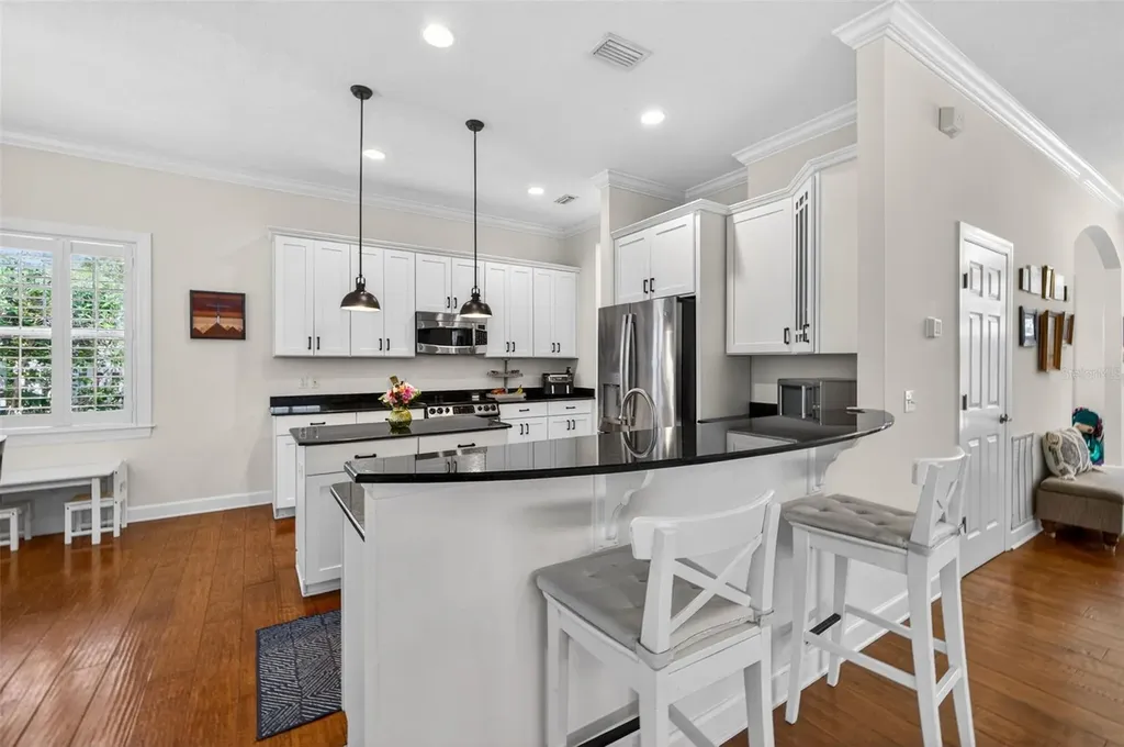 2812 W Paxton Avenue Tampa FL 33611