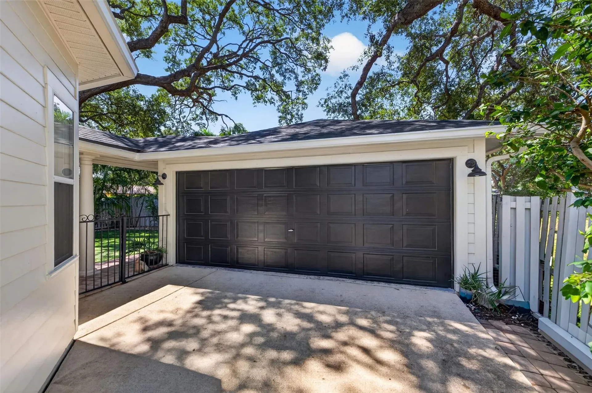2812 W Paxton Avenue Tampa FL 33611