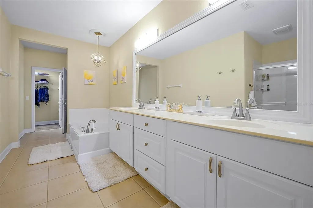 8327 Riverdale Lane Davenport FL 33896
