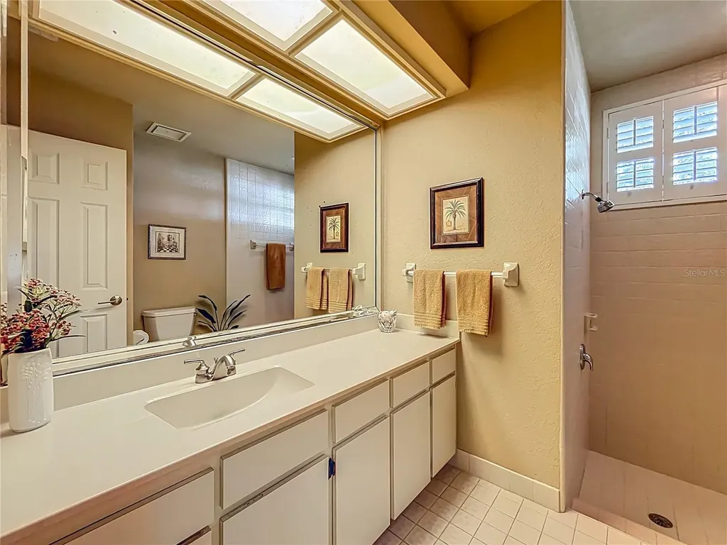 2470 Sweetwater Country Club Drive Apopka FL 32712