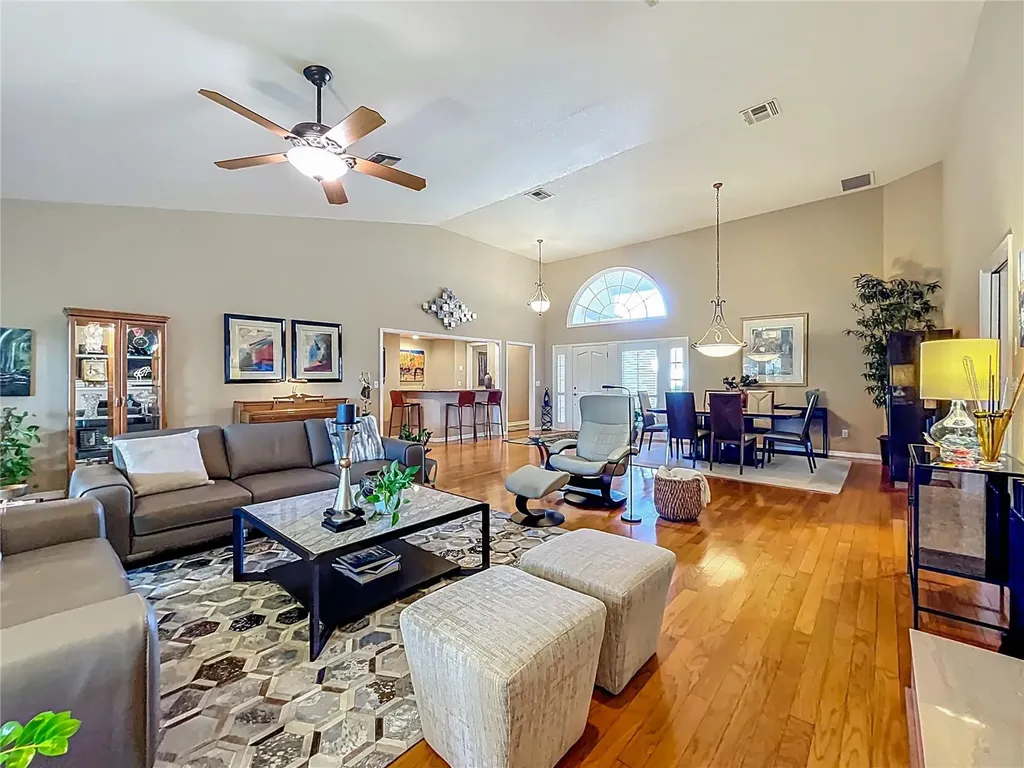 2470 Sweetwater Country Club Drive Apopka FL 32712