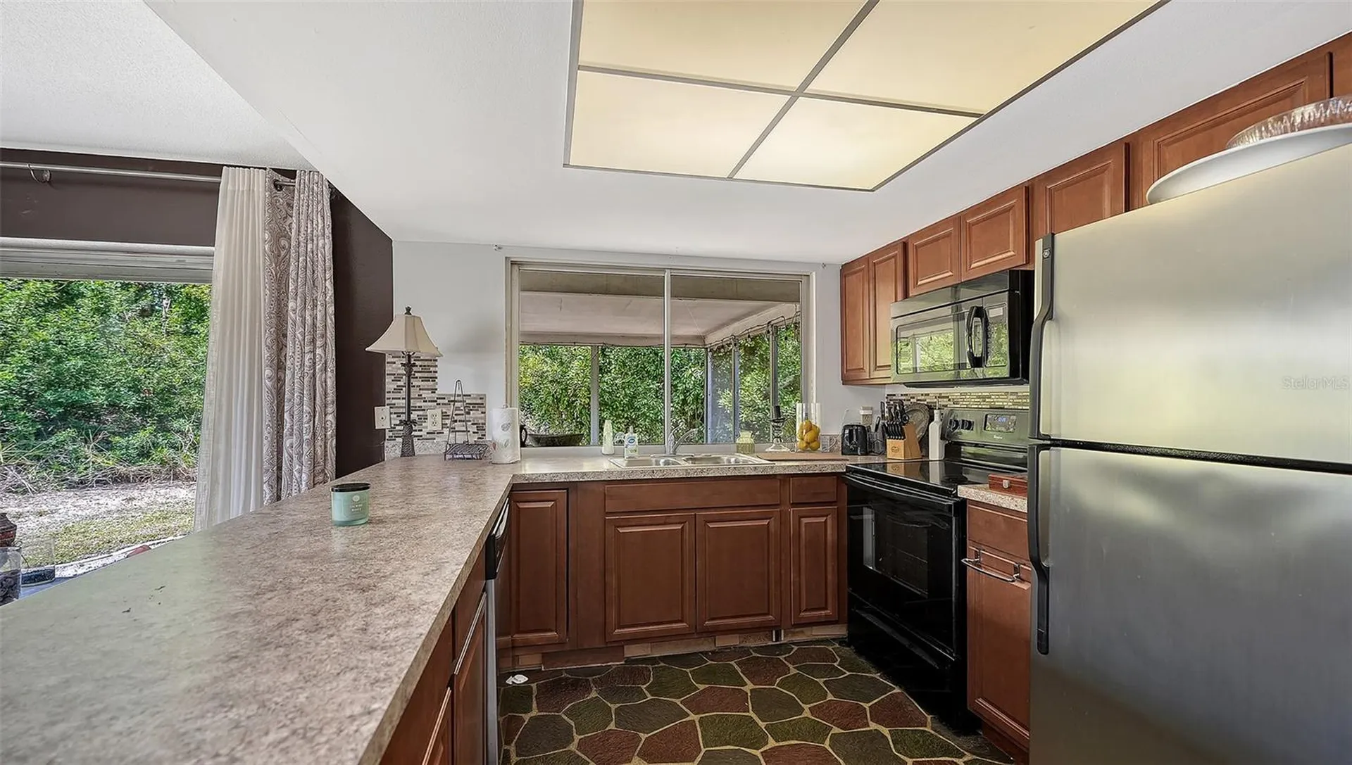 2436 Breakwater Circle Sarasota FL 34231