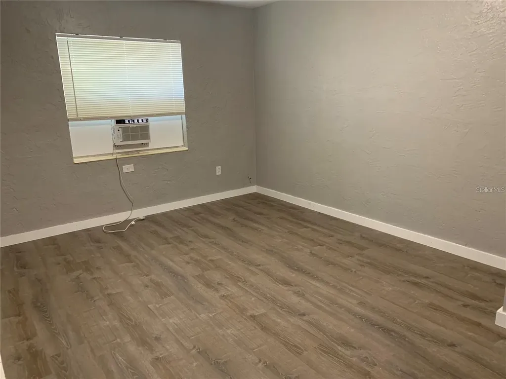 832 20th Avenue S St Petersburg FL 33705