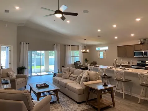 6392 Gardner Drive Lakeland FL 33813