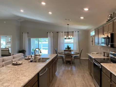 6392 Gardner Drive Lakeland FL 33813
