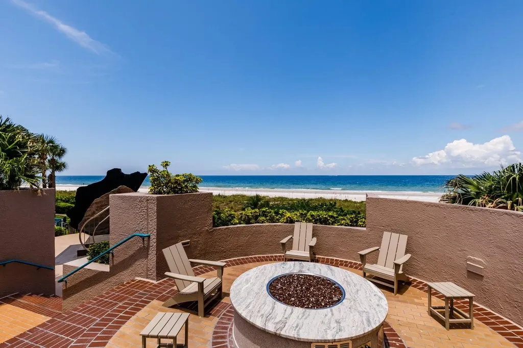 1560 Gulf Boulevard Clearwater Beach FL 33767