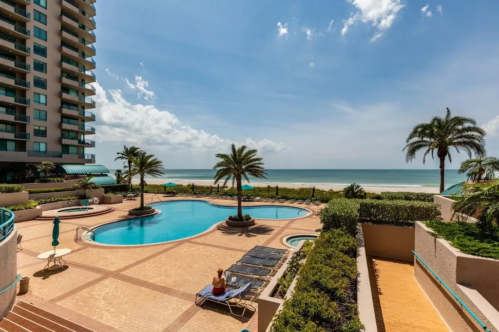 1560 Gulf Boulevard Clearwater Beach FL 33767