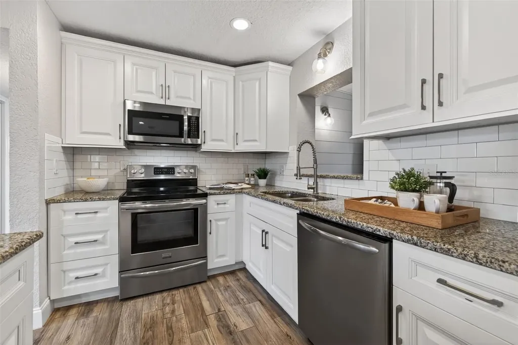 6740 31st Avenue N St Petersburg FL 33710
