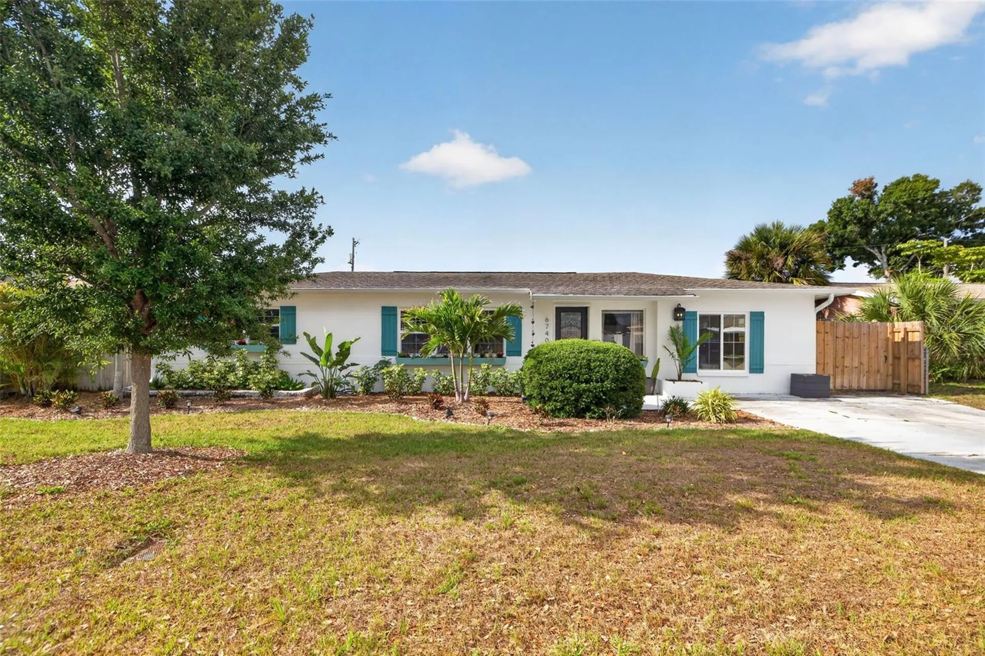 6740 31st Avenue N St Petersburg FL 33710