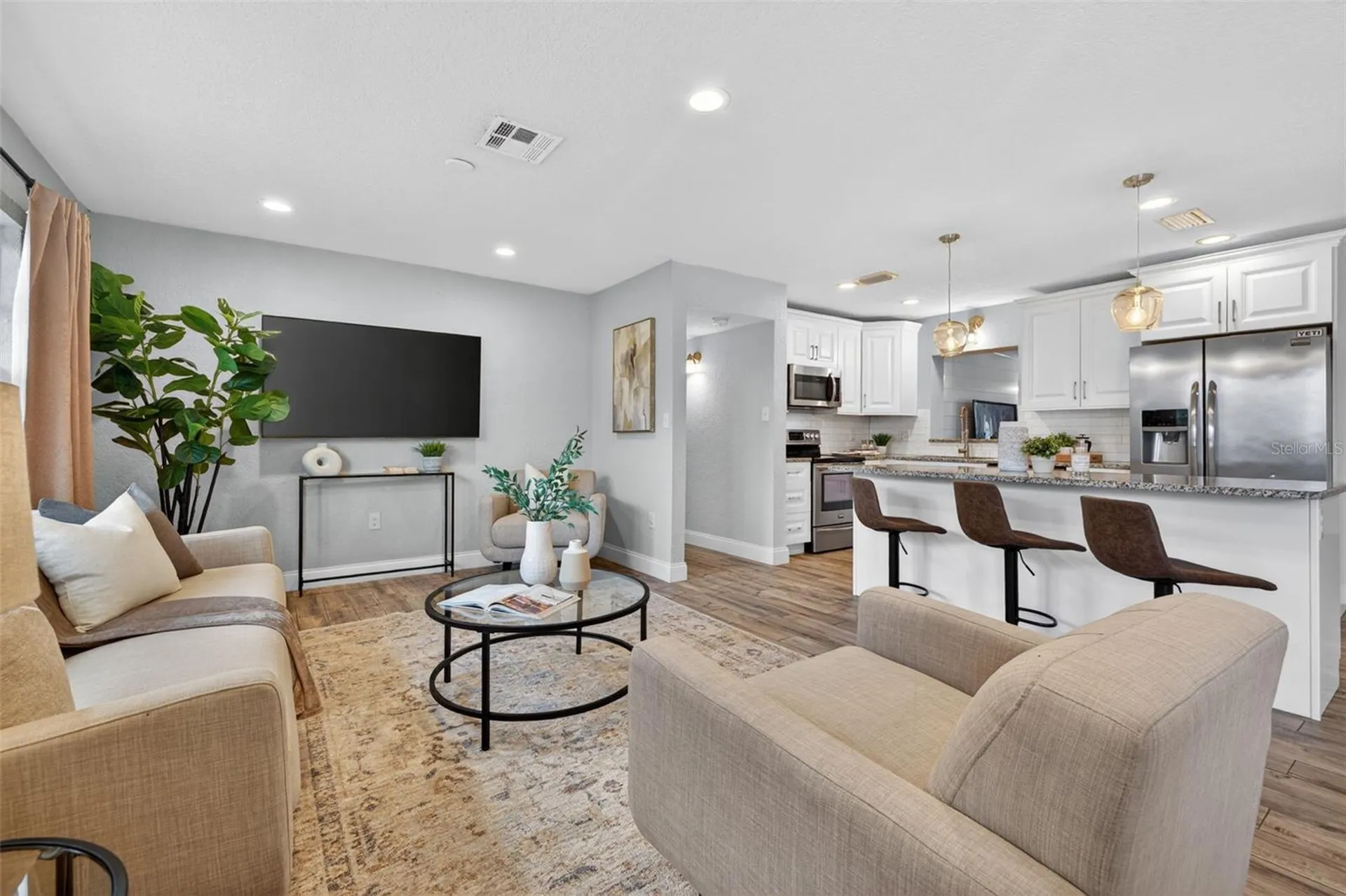 6740 31st Avenue N St Petersburg FL 33710