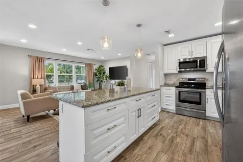 6740 31st Avenue N St Petersburg FL 33710