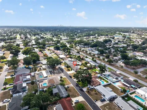 6740 31st Avenue N St Petersburg FL 33710