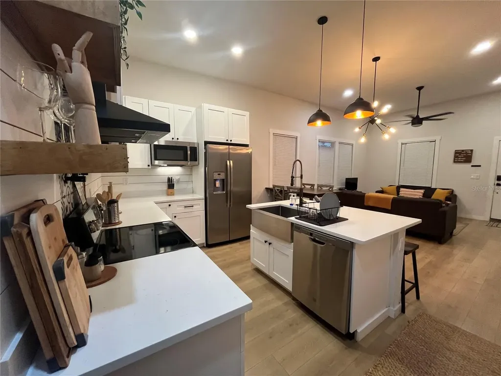 1807 E 20th Avenue Tampa FL 33605