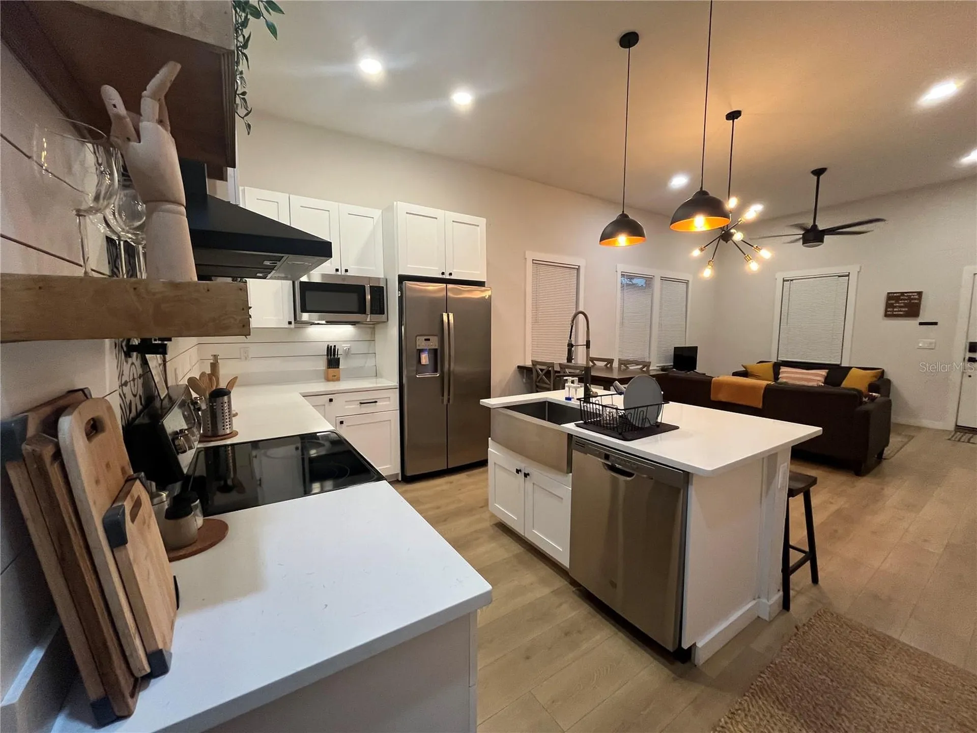 1807 E 20th Avenue Tampa FL 33605