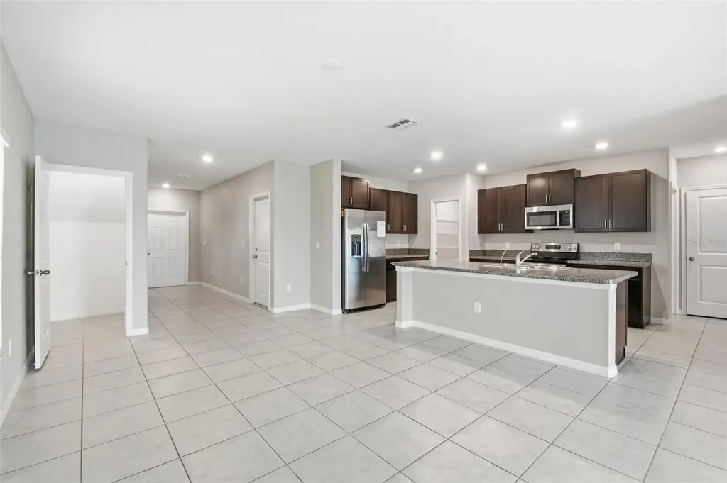 7329 Canterbury Bells Court Tampa FL 33619