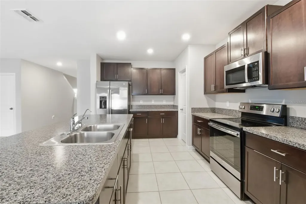 7329 Canterbury Bells Court Tampa FL 33619