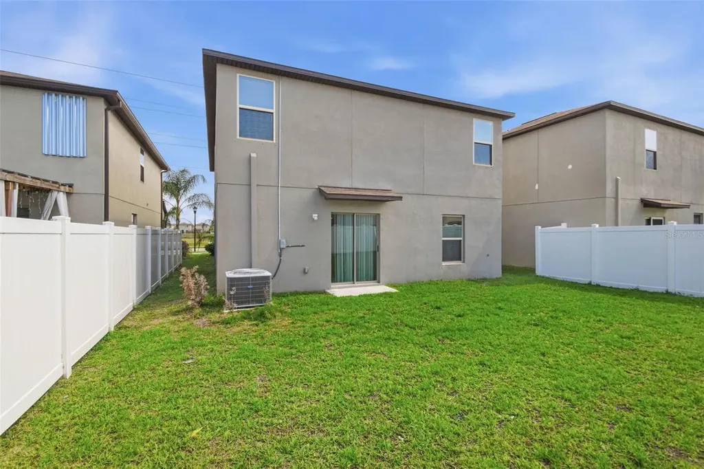7329 Canterbury Bells Court Tampa FL 33619