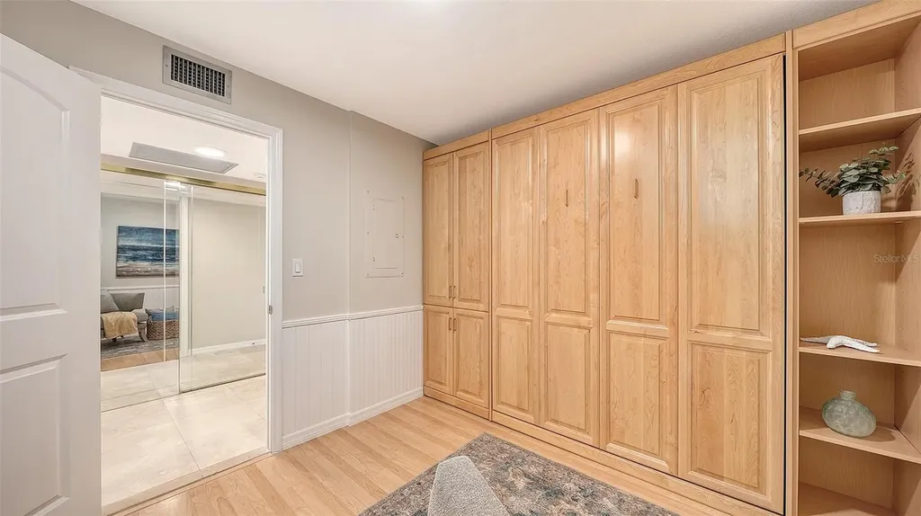 1750 Benjamin Franklin Drive Sarasota FL 34236